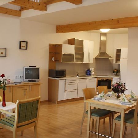Raiffeisenhof Appartements إيهرينهاوزين المظهر الخارجي الصورة