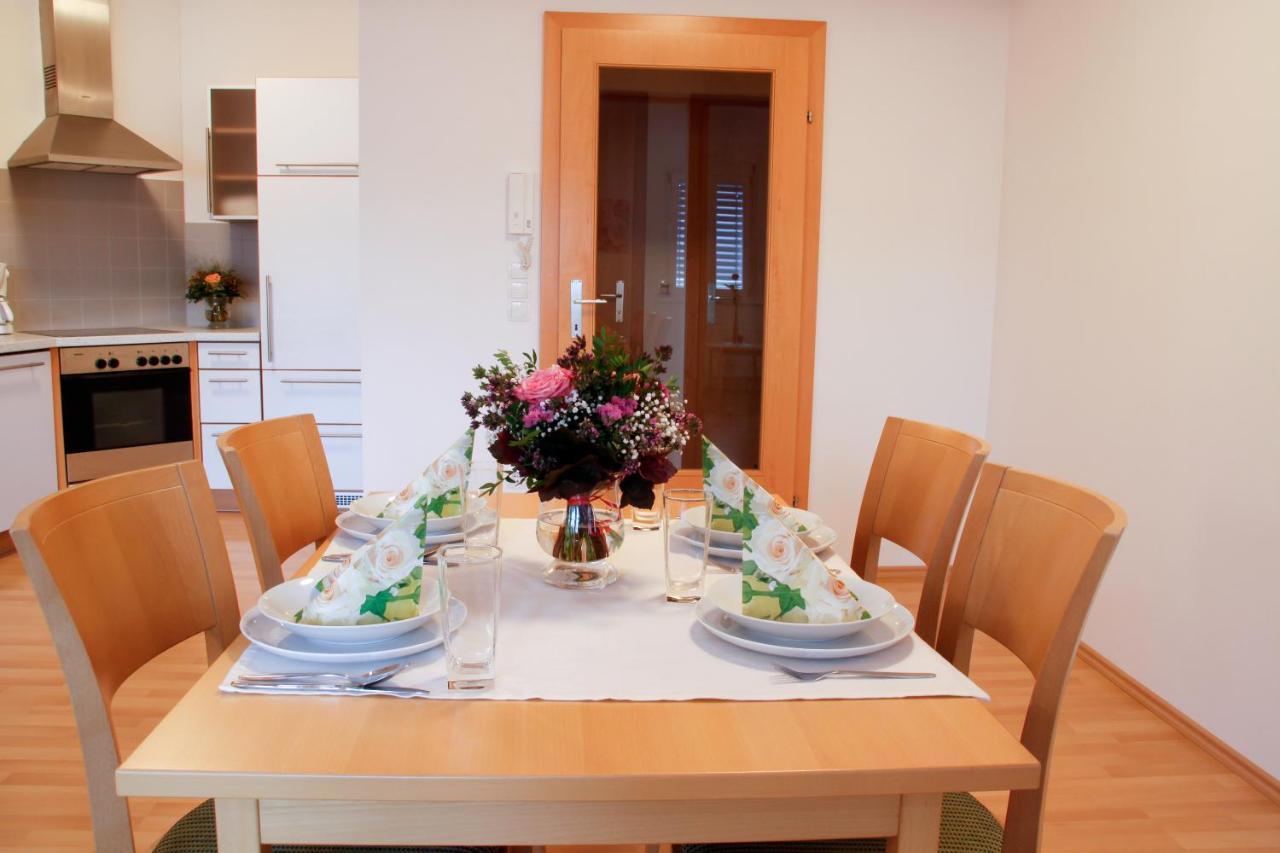 Raiffeisenhof Appartements إيهرينهاوزين المظهر الخارجي الصورة