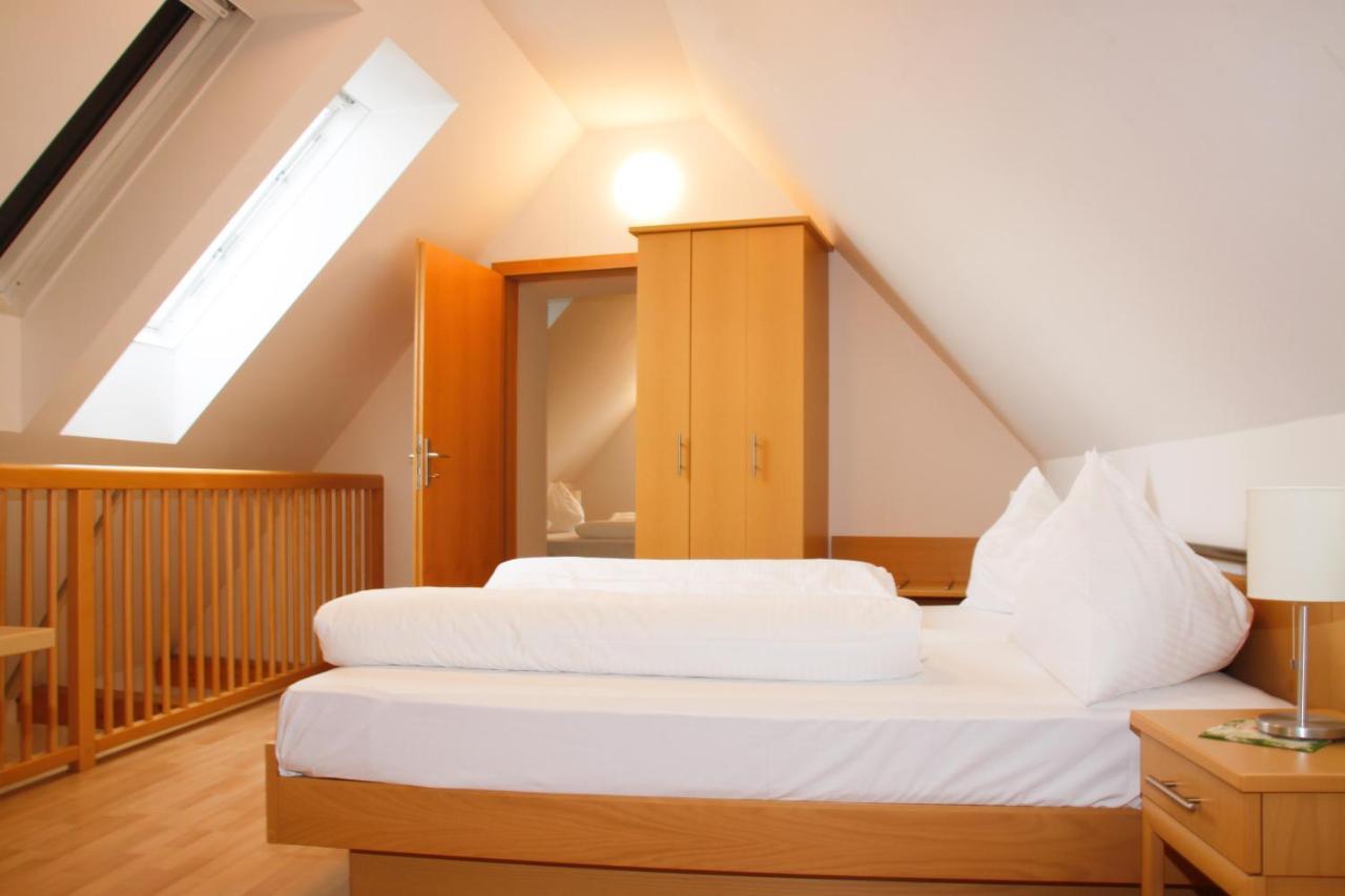 Raiffeisenhof Appartements إيهرينهاوزين المظهر الخارجي الصورة